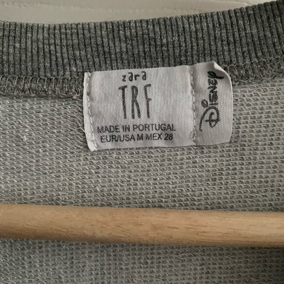 Grey Disney pullover - Picture 2 of 4